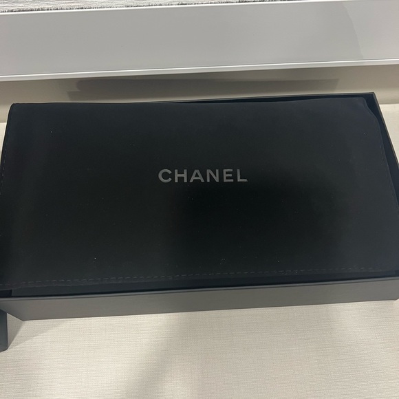 Chanel So Black Boy Wallet - Picture 12 of 12